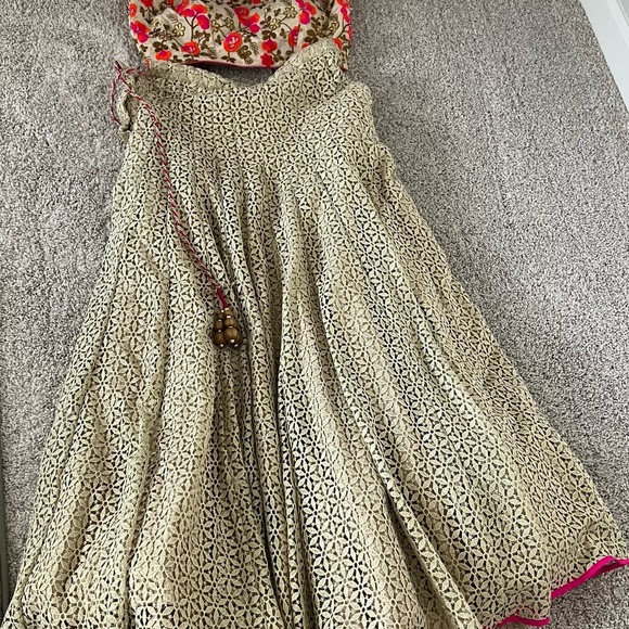 🎉 HP 🎉 NWT Crop Top + Skirt (Lengha) - Picture 7 of 10